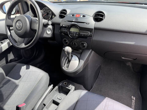 2013 Mazda MAZDA2 Sport