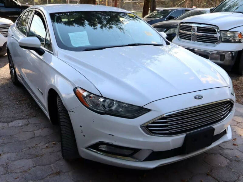 2017 Ford Fusion Hybrid SE