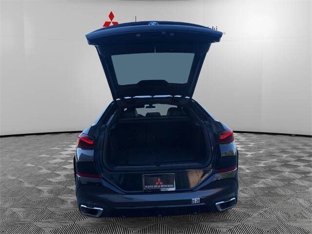 2023 BMW X6 xDrive40i