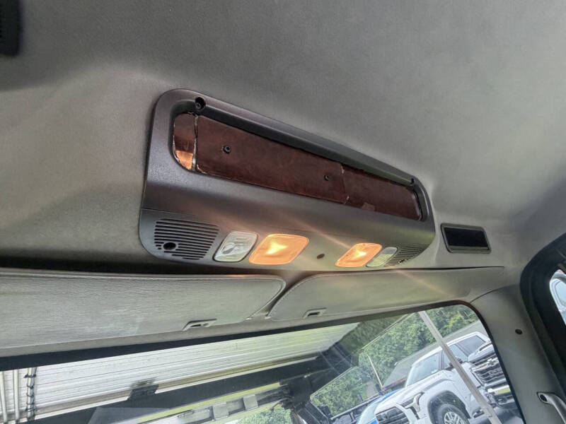 2019 Freightliner Business class M2