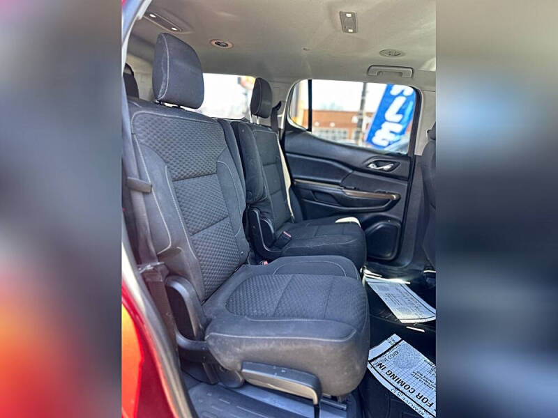 2018 GMC Acadia SLE-2