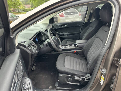 2019 Ford Edge SE