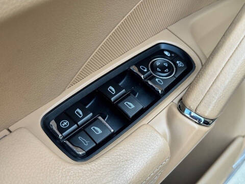 2012 Porsche Cayenne S