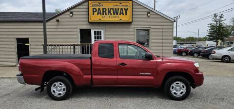 2009 Toyota Tacoma for sale at Parkway Motors in Springfield IL