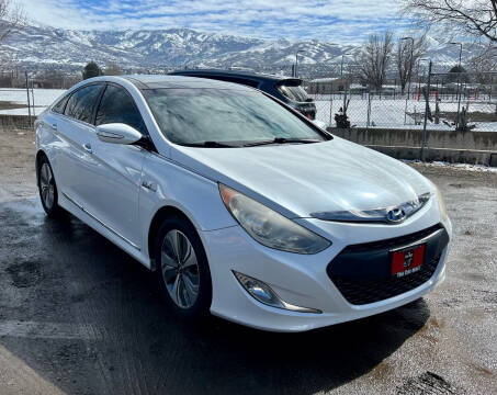 2015 Hyundai Sonata Hybrid for sale at The Car-Mart in Bountiful UT