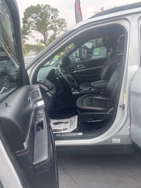 2019 Ford Explorer Sport