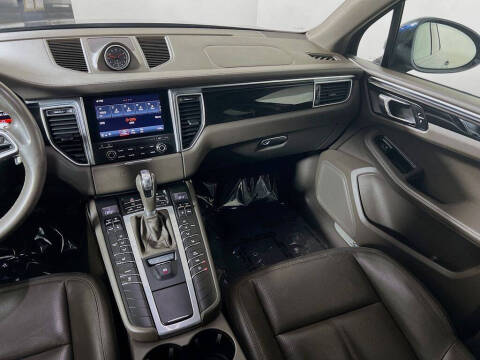 2017 Porsche Macan S