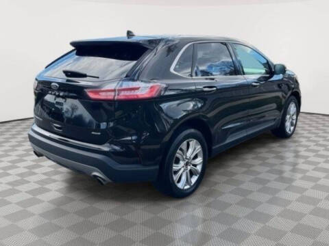 2023 Ford Edge Titanium