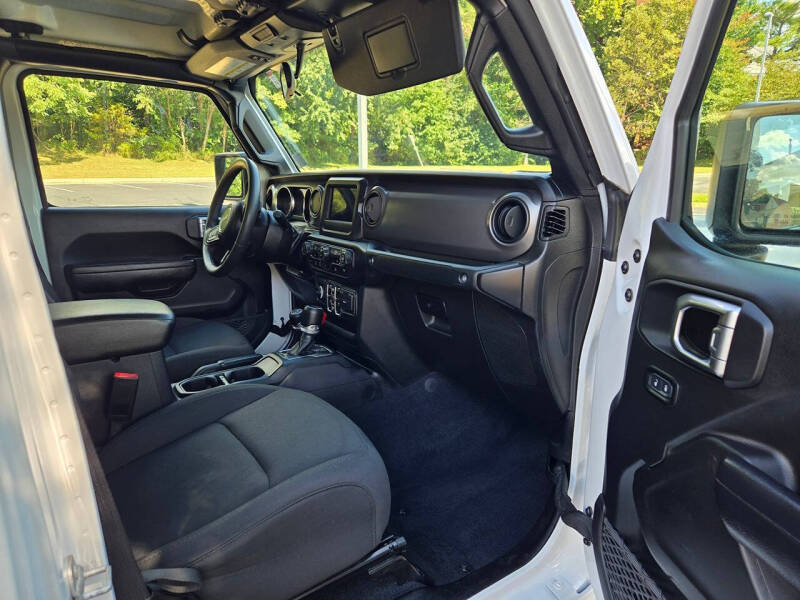 2023 Jeep Gladiator Sport S