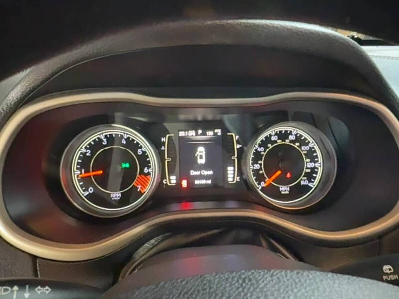 2015 Jeep Cherokee Sport