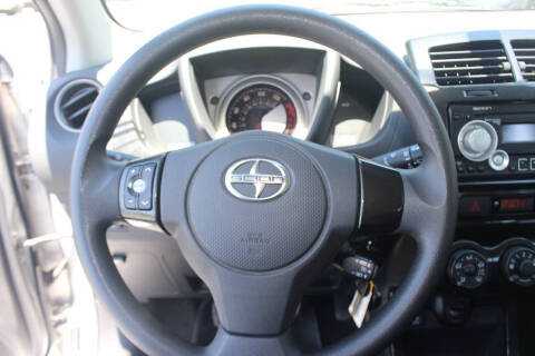 2010 Scion xD