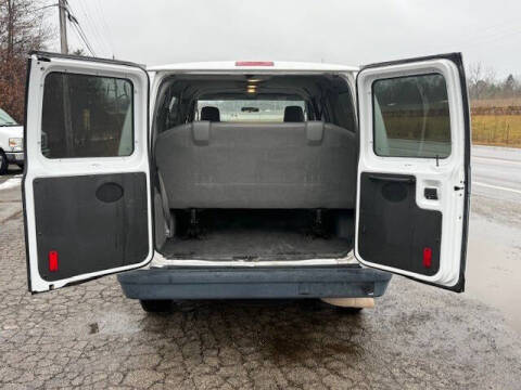 2013 Ford E-Series E-350 SD XL