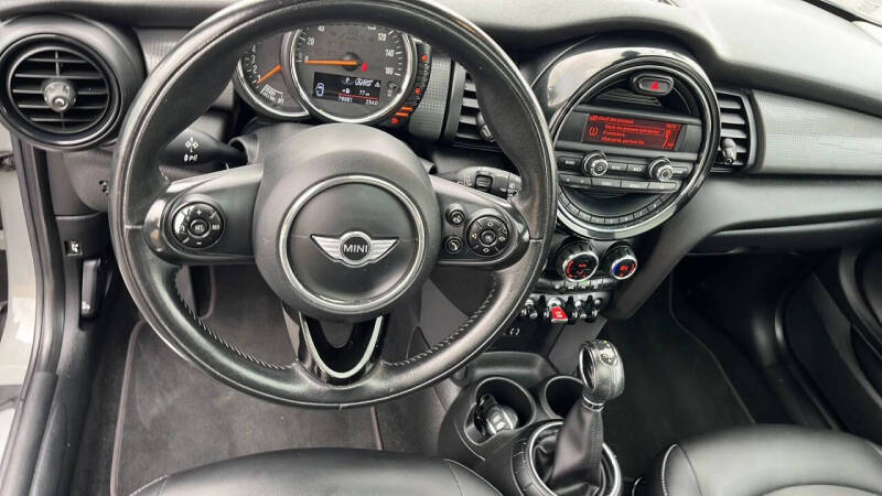 2015 MINI Hardtop 2 Door Cooper