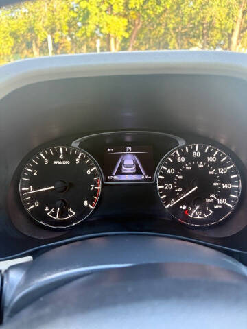 2017 Nissan Pathfinder Platinum