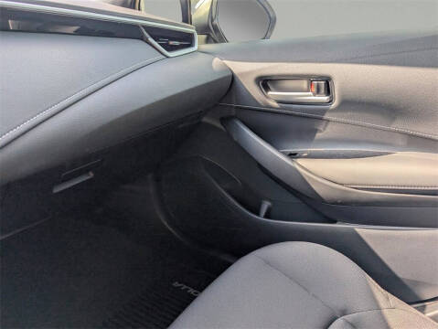 2023 Toyota Corolla Hatchback SE