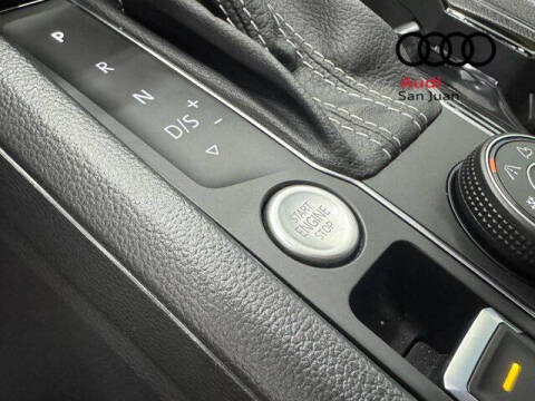 2022 Volkswagen Atlas Cross Sport V6 SEL R-Line 4Motion