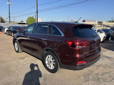 2019 Kia Sorento LX V6