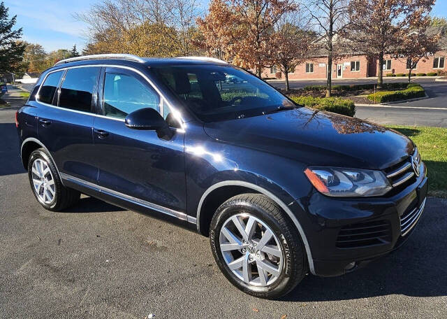 2014 Volkswagen Touareg for sale at C.C.R. Auto Sales in New Lenox, IL