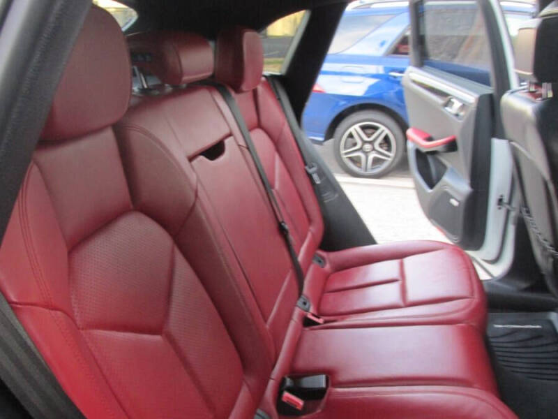 2017 Porsche Macan S