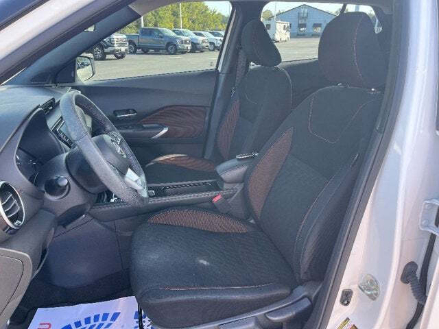 2023 Nissan Kicks 39