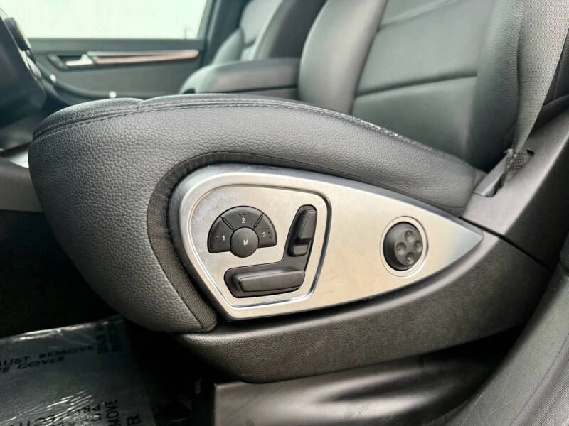 2012 Mercedes-Benz R-Class R 350