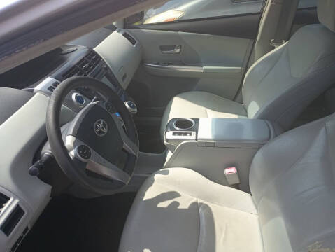 2012 Toyota Prius v Five