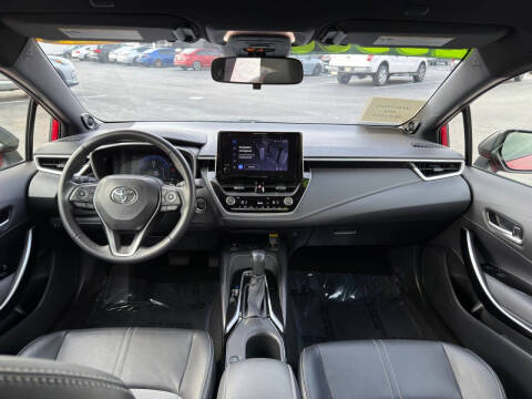 2025 Toyota Corolla Hatchback XSE