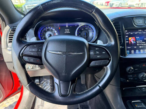 2017 Chrysler 300