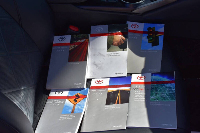 2018 Toyota Camry Hybrid XLE