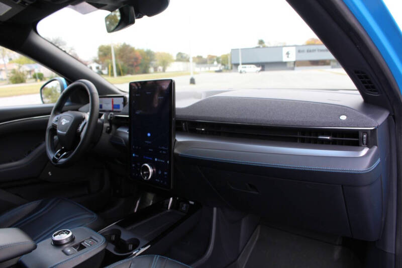 2021 Ford Mustang Mach-E Premium