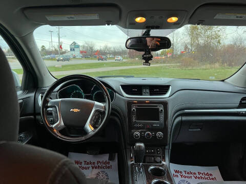 2017 Chevrolet Traverse LT