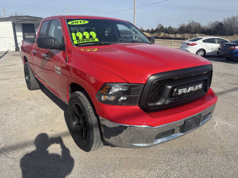 2017 RAM 1500 SLT
