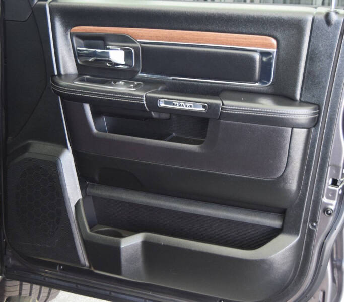 2016 RAM 1500 Laramie