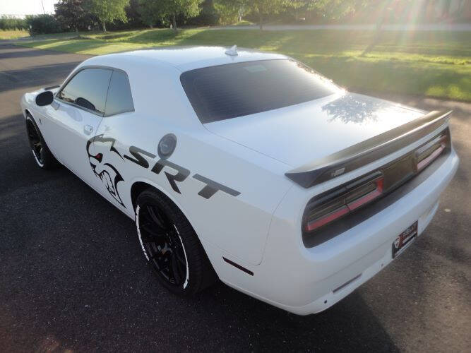 2016 Dodge Challenger SRT Hellcat