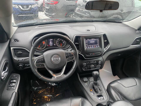 2019 Jeep Cherokee Latitude Plus