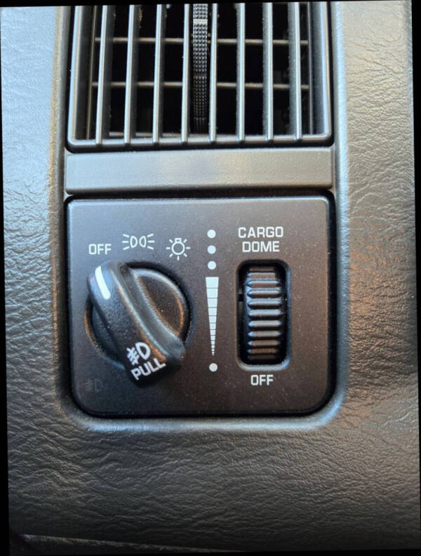 2005 Dodge Ram 3500 SLT