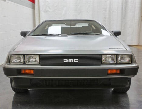 1982 DeLorean DMC-12