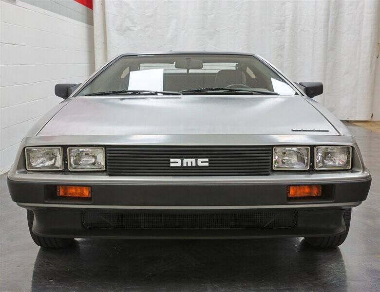 1982 DeLorean DMC-12