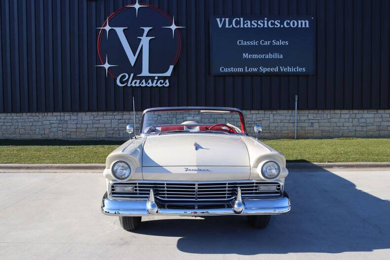 1957 Ford Fairlane