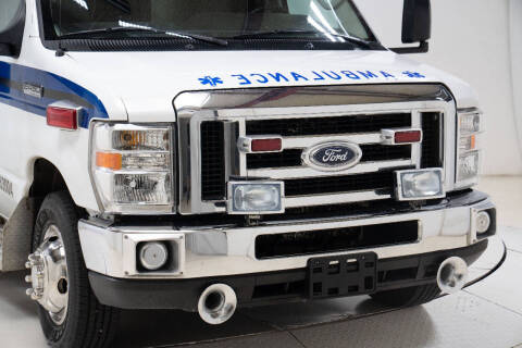 2010 Ford E-Series E-450 SD