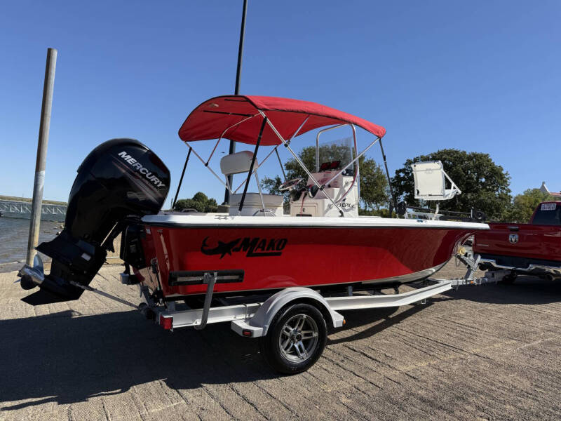 2015 Mako 19 CPX