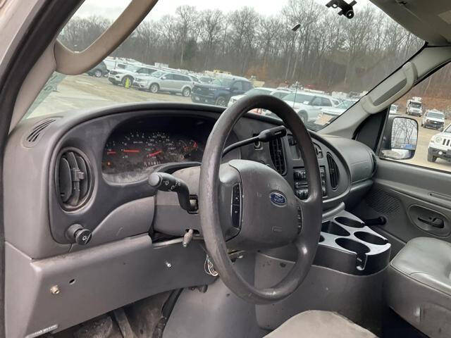 2006 Ford E-Series E-250