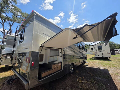 2020 Winnebago Vista