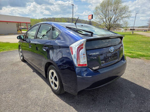 2014 Toyota Prius Two