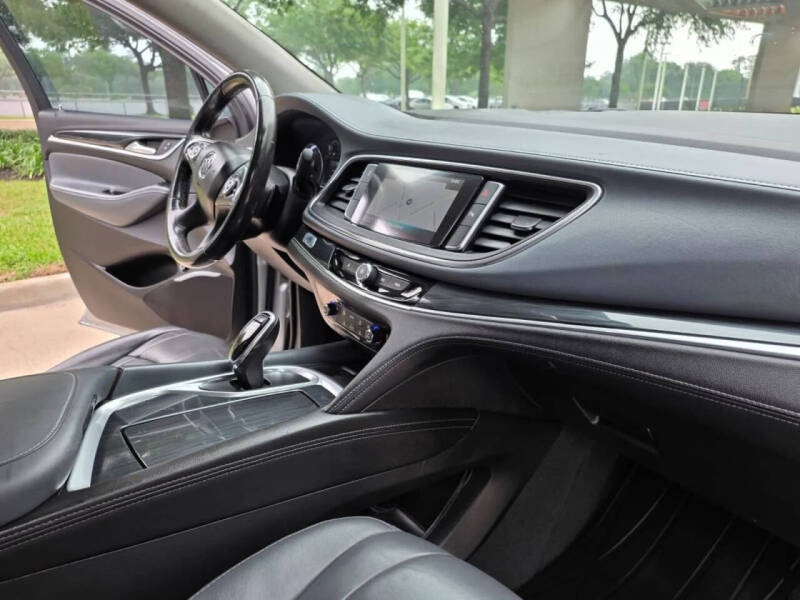 2019 Buick Enclave Essence