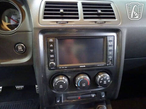 2010 Dodge Challenger SRT8