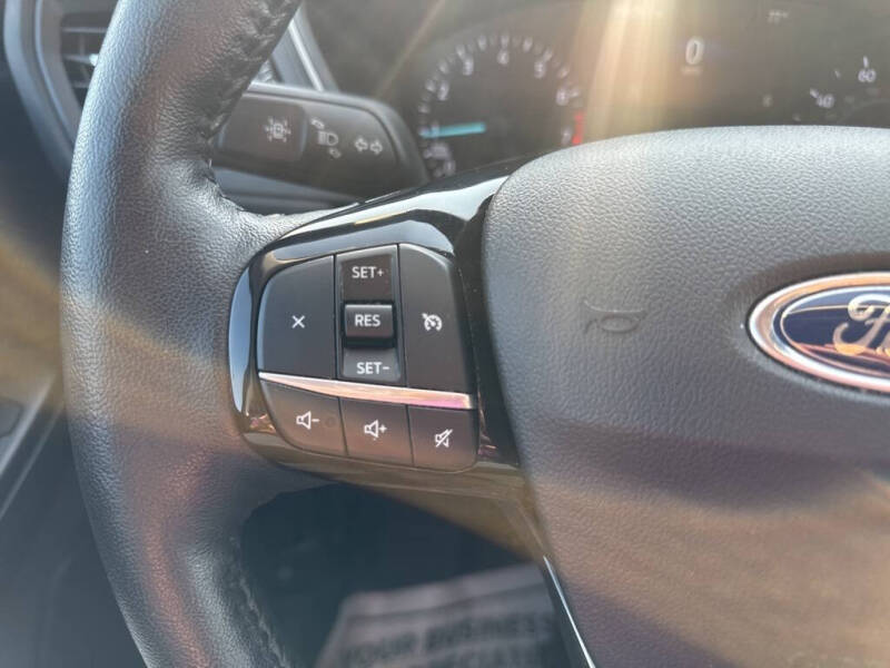 2021 Ford Escape SEL