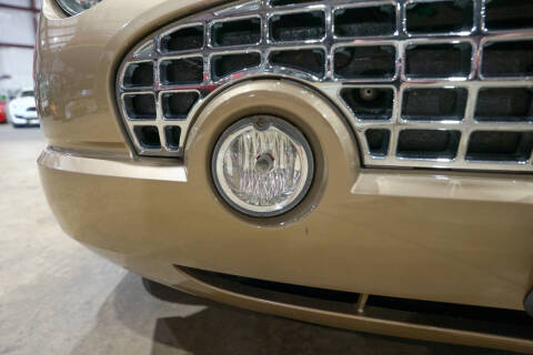 2005 Ford Thunderbird Deluxe