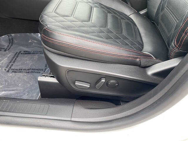 2023 Ford Escape ST-Line Elite