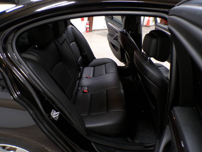 2013 BMW 5 Series 528i xDrive